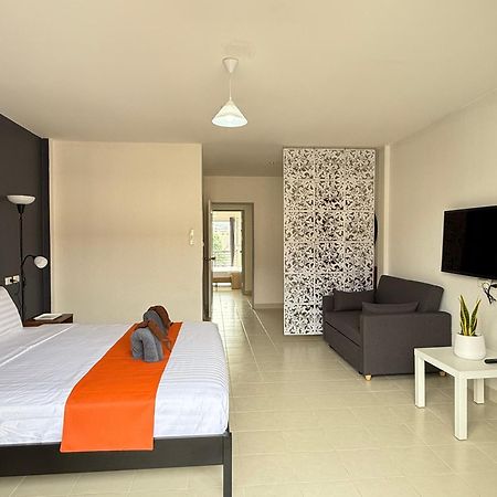 Thalassa Pool Kata Beach Екстер'єр фото